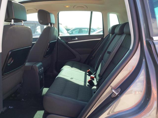2012 VOLKSWAGEN TIGUAN SE