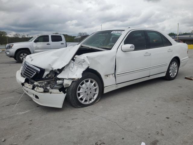 2001 Mercedes-Benz E 320
