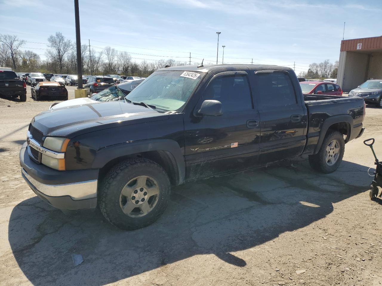 2005 Chevrolet Silverado K1500 for Sale in Fort Wayne, IN - Minor Dent/Scratches