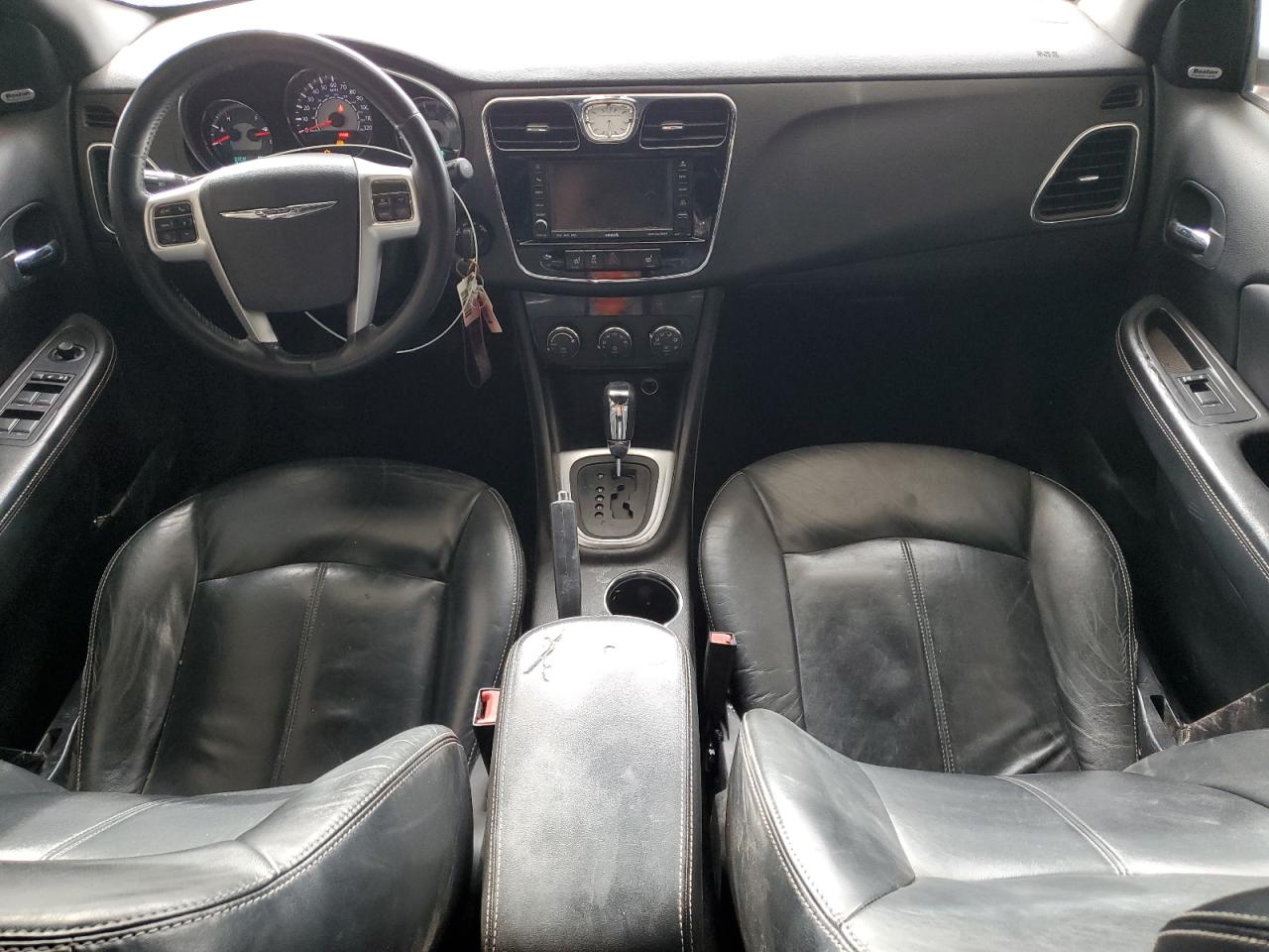 2011 Chrysler 200 Limited VIN: 1C3BC2FG5BN517806 Lot: 52297415