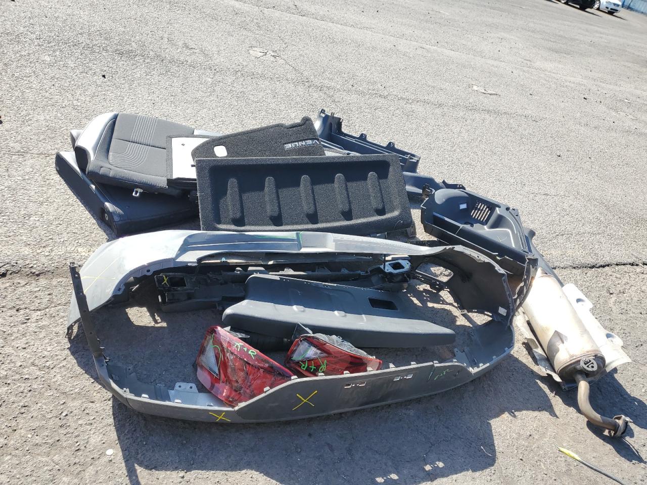 2022 Hyundai Venue Sel VIN: KMHRC8A3XNU177687 Lot: 55442895