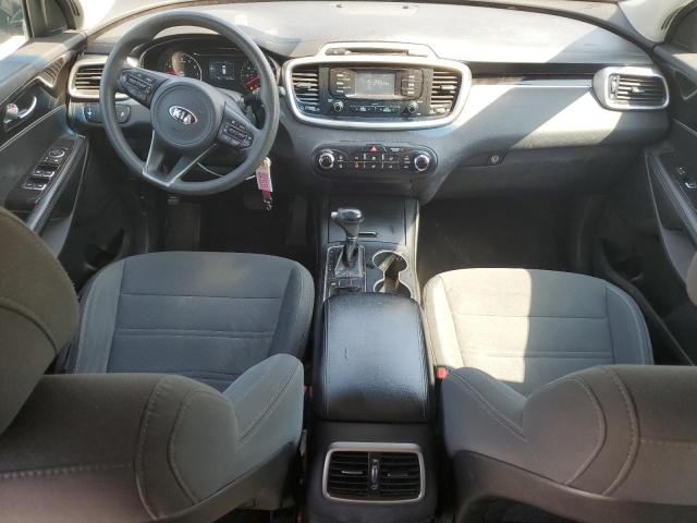  KIA SORENTO 2017 Srebrny