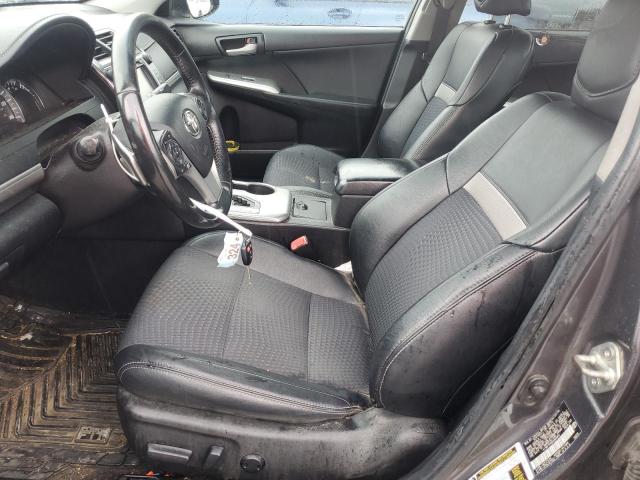 Sedans TOYOTA CAMRY 2014 Szary