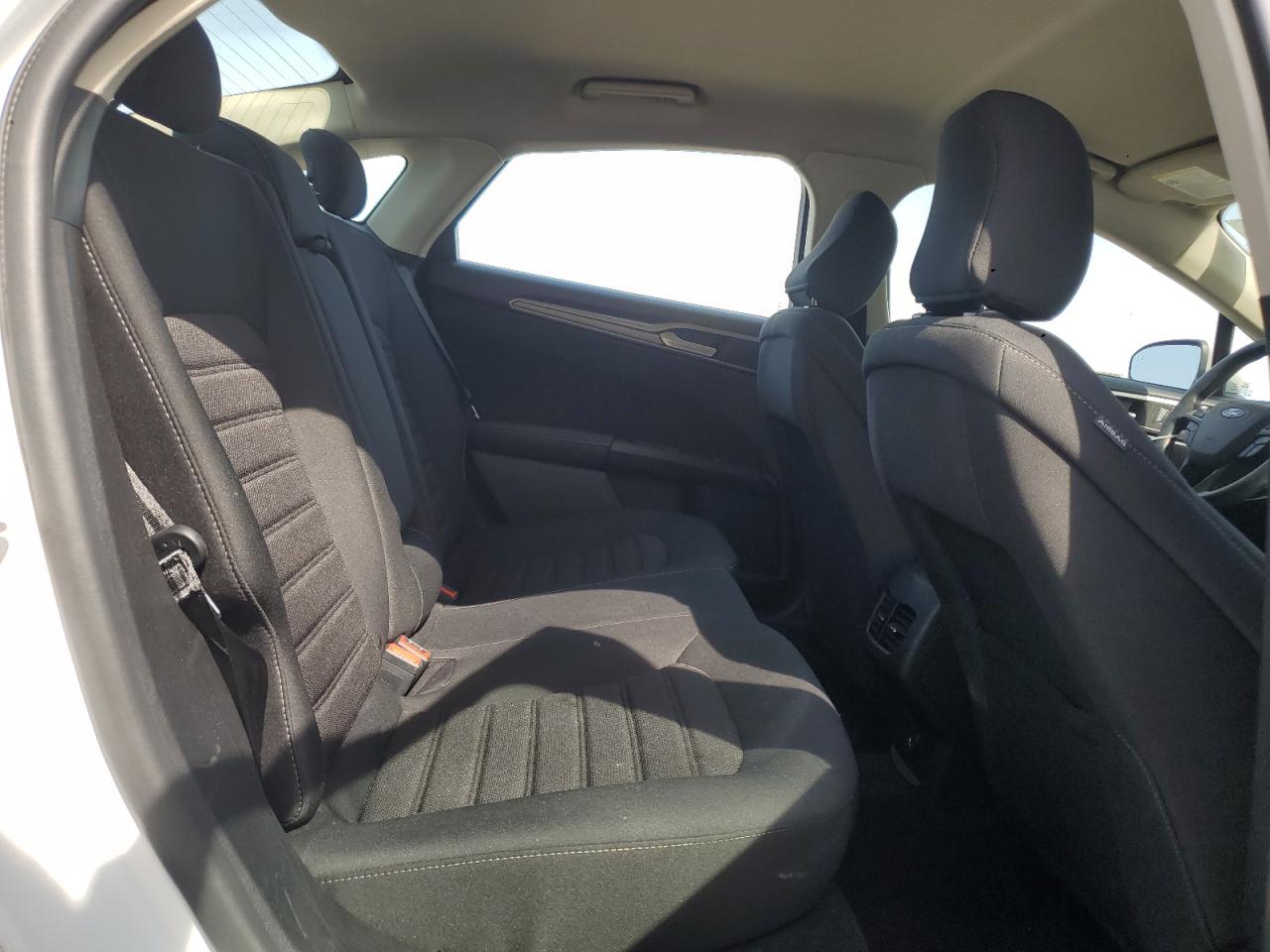 2020 Ford Fusion Se VIN: 3FA6P0LU6LR119069 Lot: 54038395