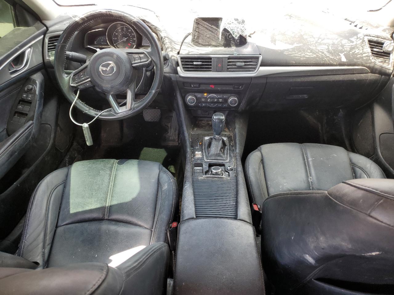 2018 Mazda 3 Touring VIN: 3MZBN1V38JM184876 Lot: 52188225