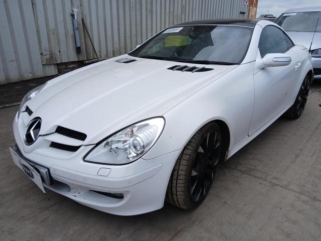 2004 MERCEDES-BENZ SLK SLK 200K 2DR TIP AUTO for sale at Copart PETERLEE