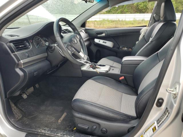  TOYOTA CAMRY 2014 Srebrny