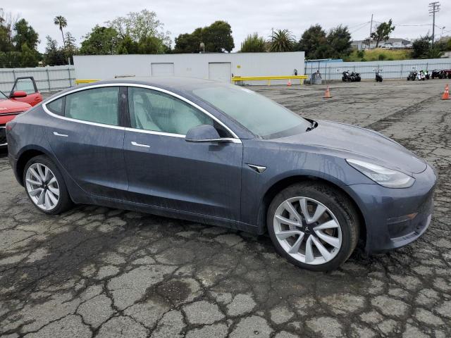  TESLA MODEL 3 2019 Сірий