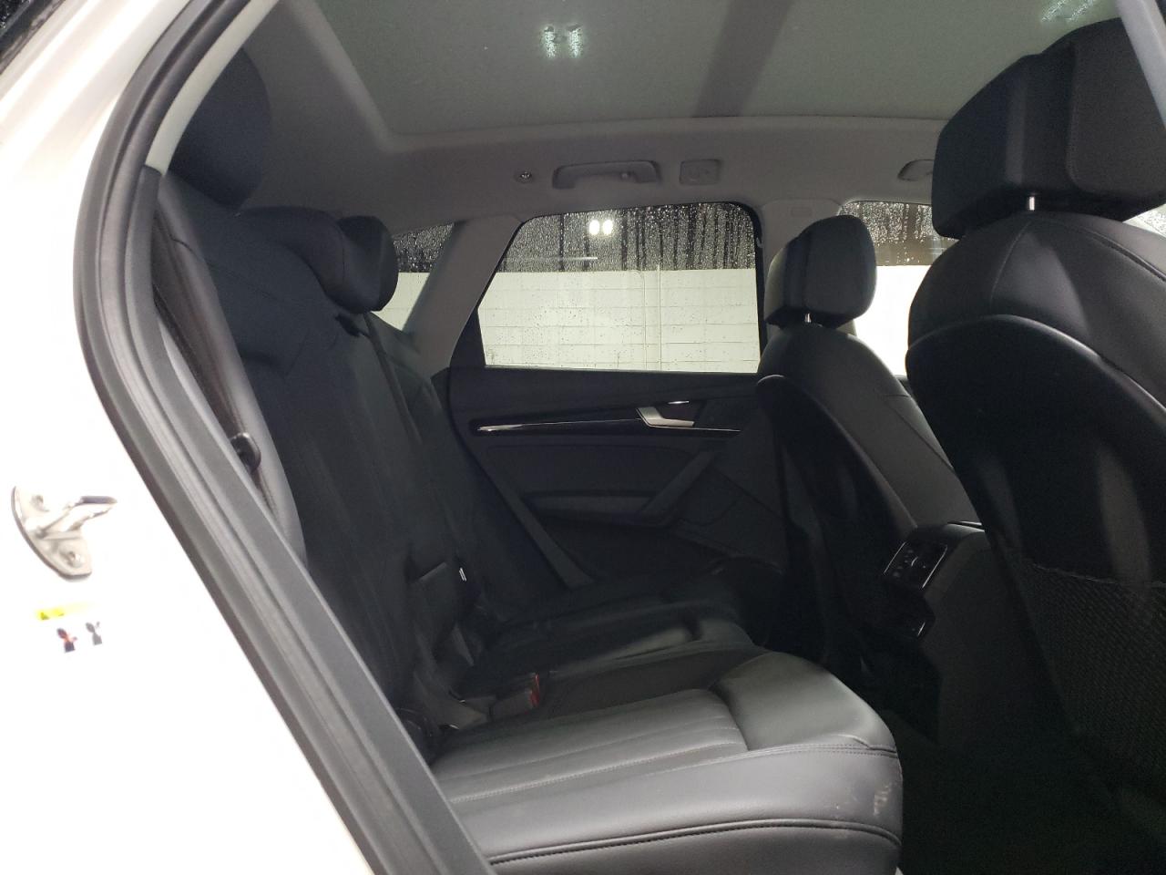 wa1bnafy0j2190573 WA1BNAFY0J2190573 2018 Audi Q5 Premium Plus