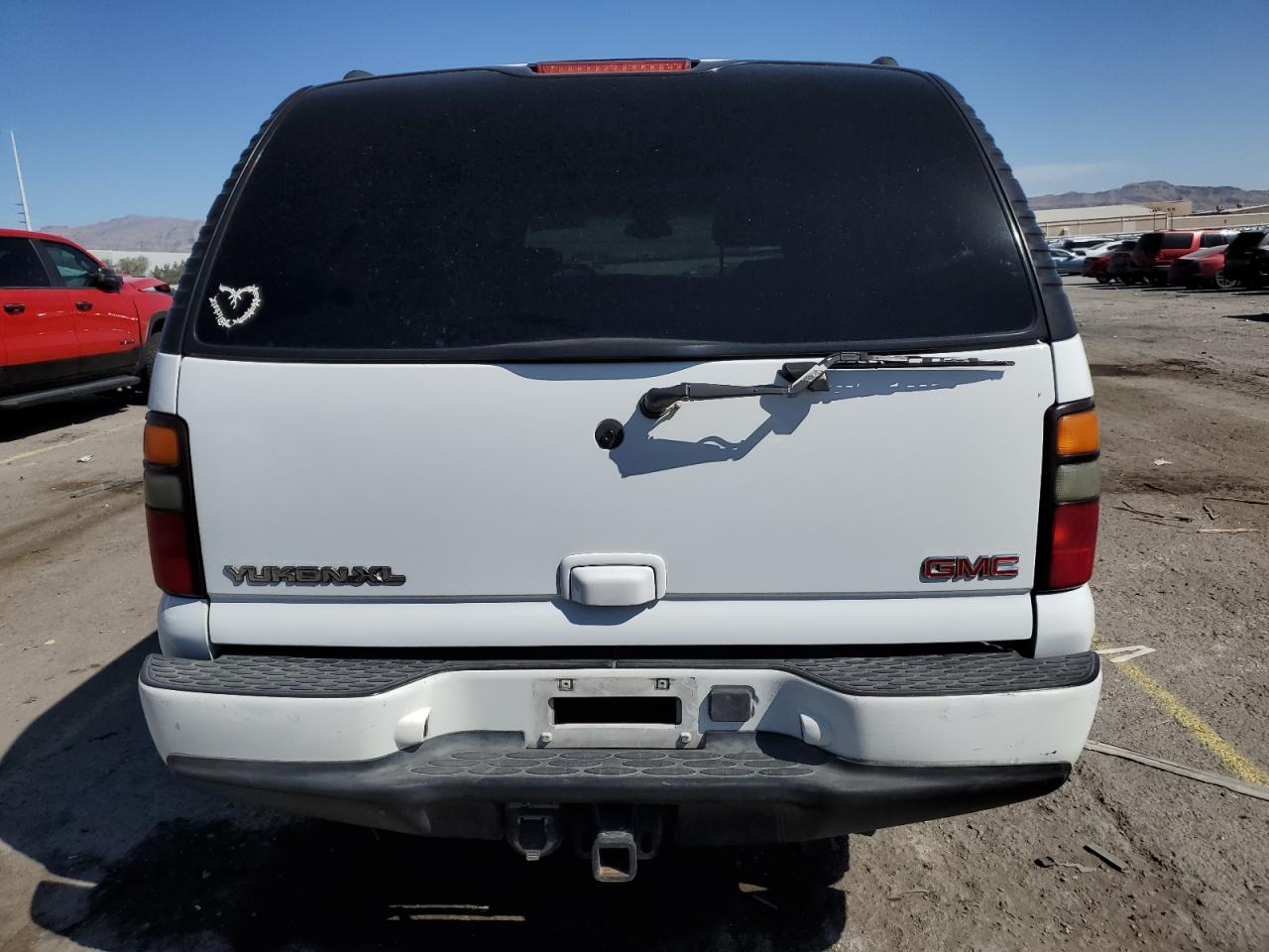 2004 GMC Yukon Xl Denali VIN: 1GKFK66U94J116738 Lot: 52642845