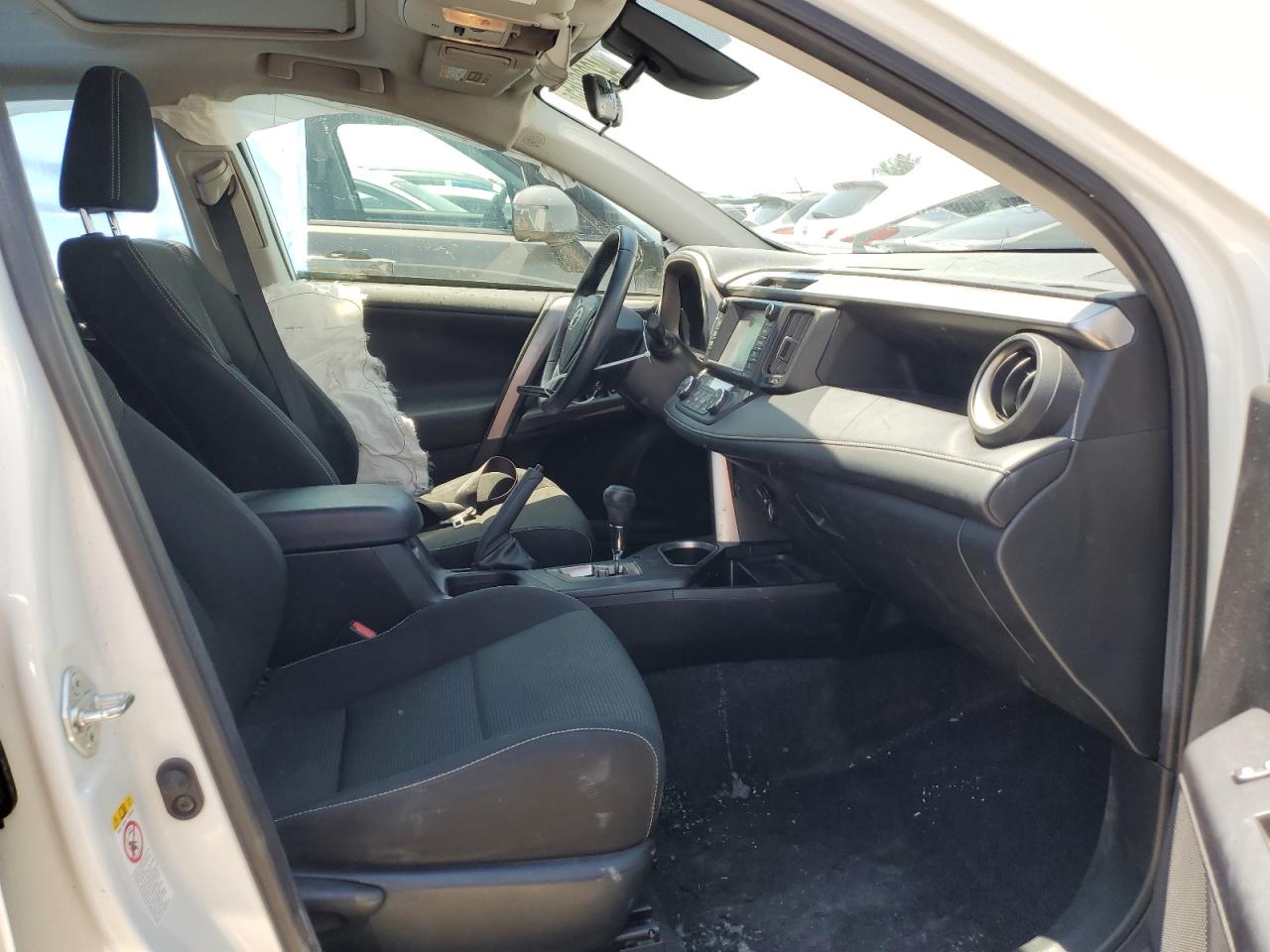2017 Toyota RAV 4 - Image 7