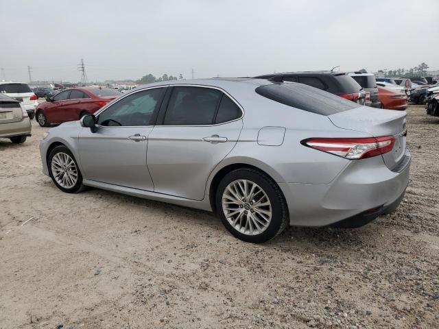  TOYOTA CAMRY 2018 Silver