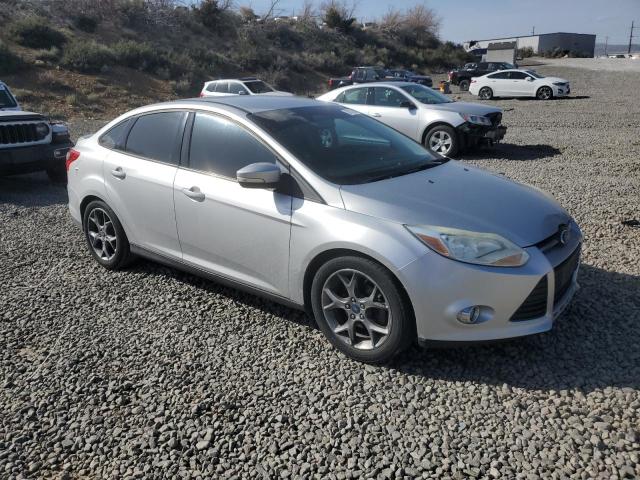  FORD FOCUS 2014 Srebrny