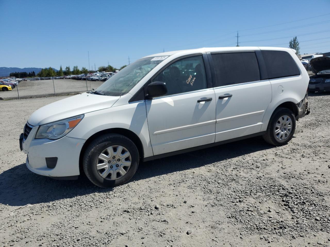 2009 Volkswagen Routan S للبيع في Eugene، OR - Rear End