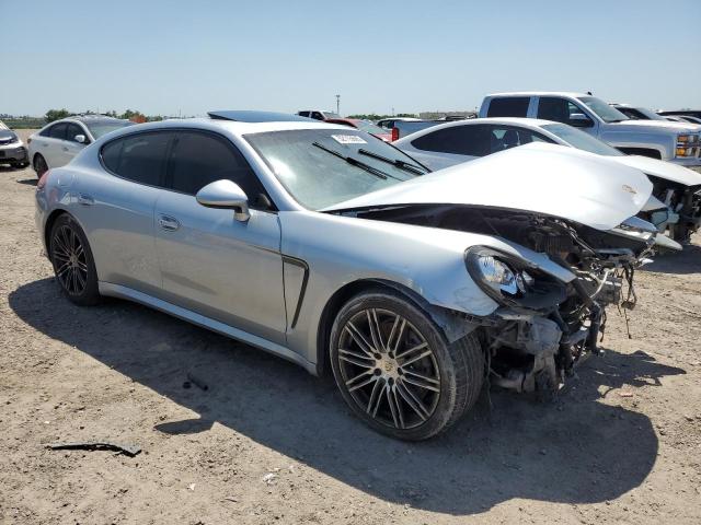 Седаны PORSCHE PANAMERA 2015 Серебристый