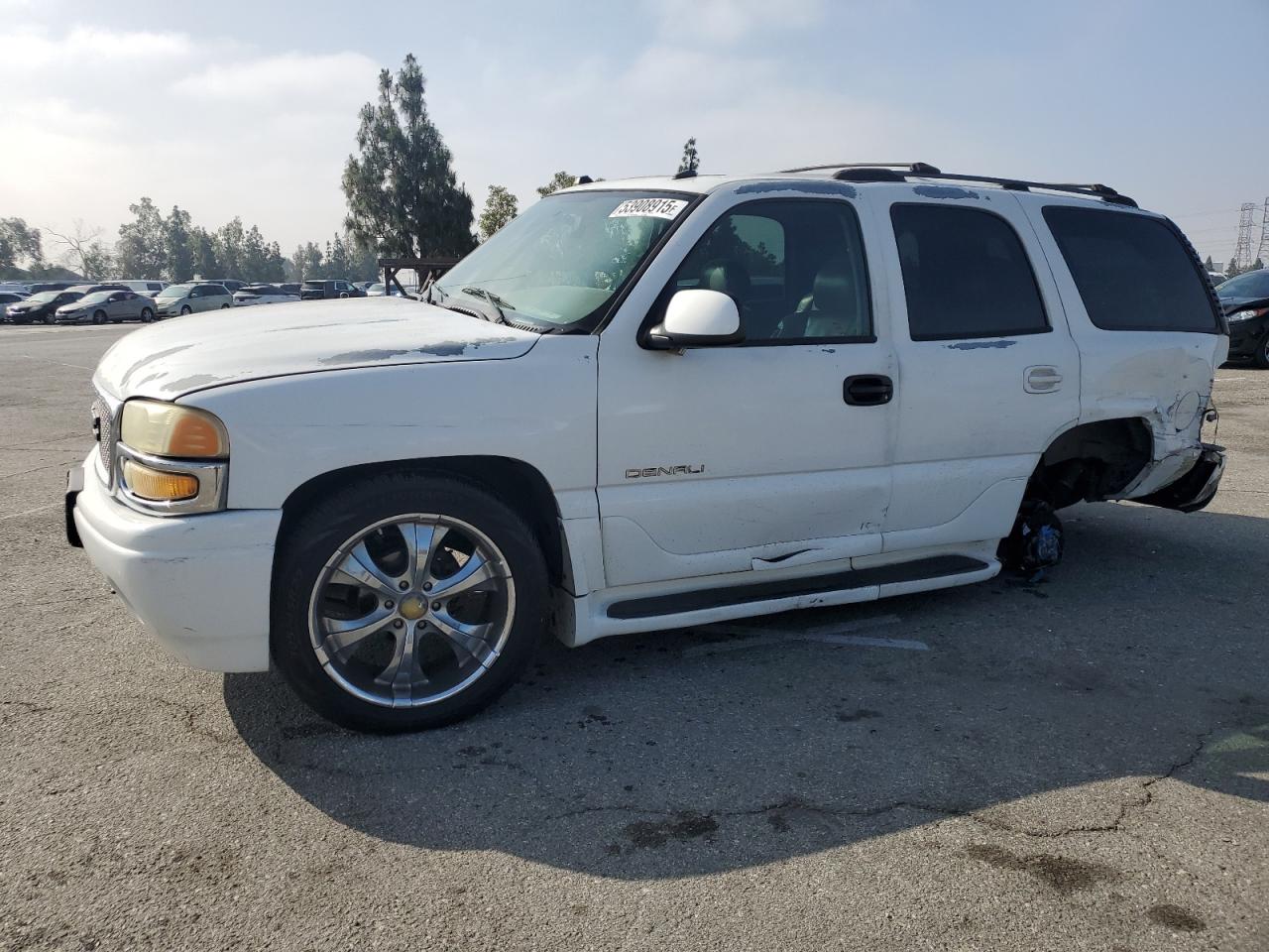 2004 Gmc Yukon Denali за продажба в Rancho Cucamonga, CA - All Over