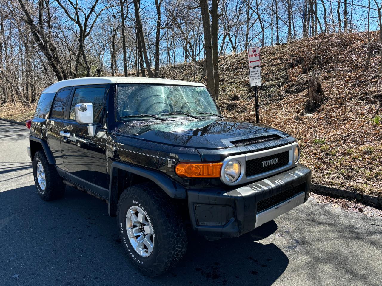 2011 Toyota Fj Cruiser for Sale in Hillsborough, NJ - Normal Wear