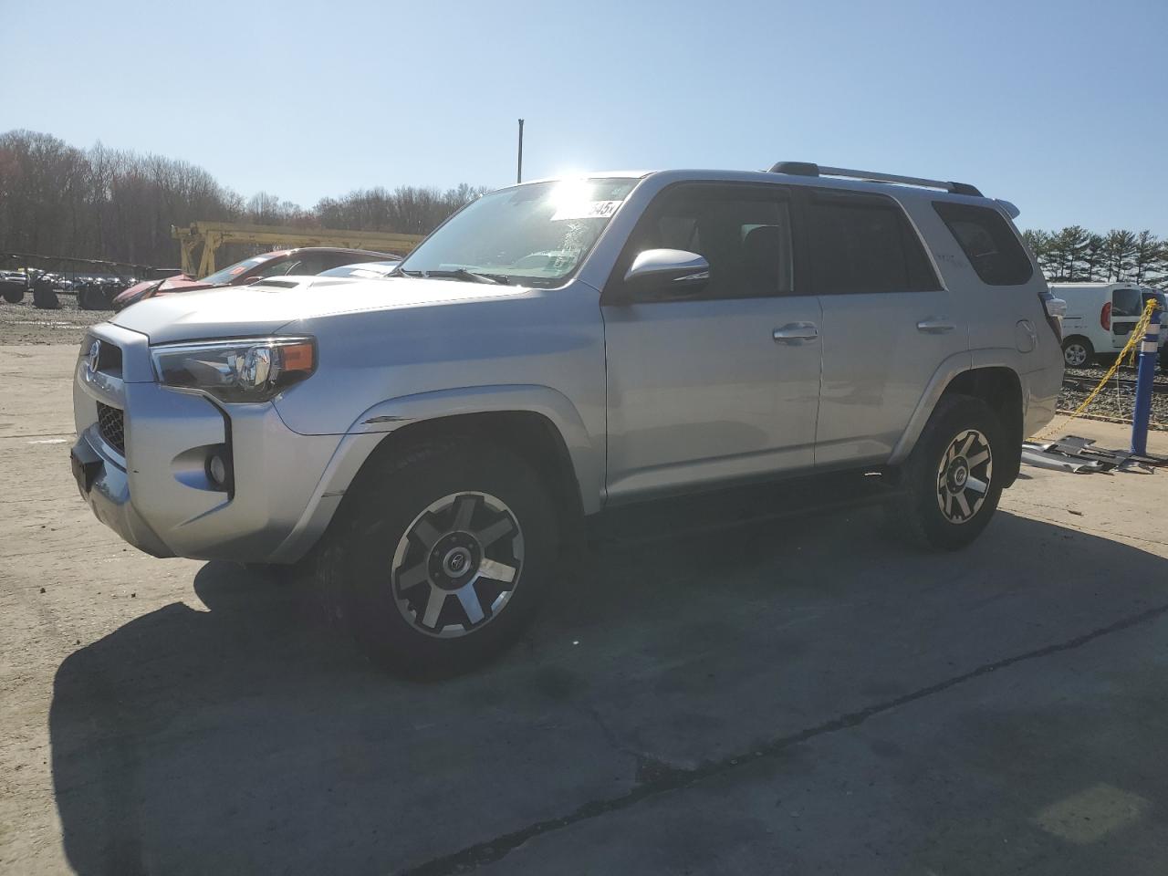 2018 Toyota 4Runner Sr5/Sr5 Premium for Sale in Windsor, NJ - Minor Dent/Scratches