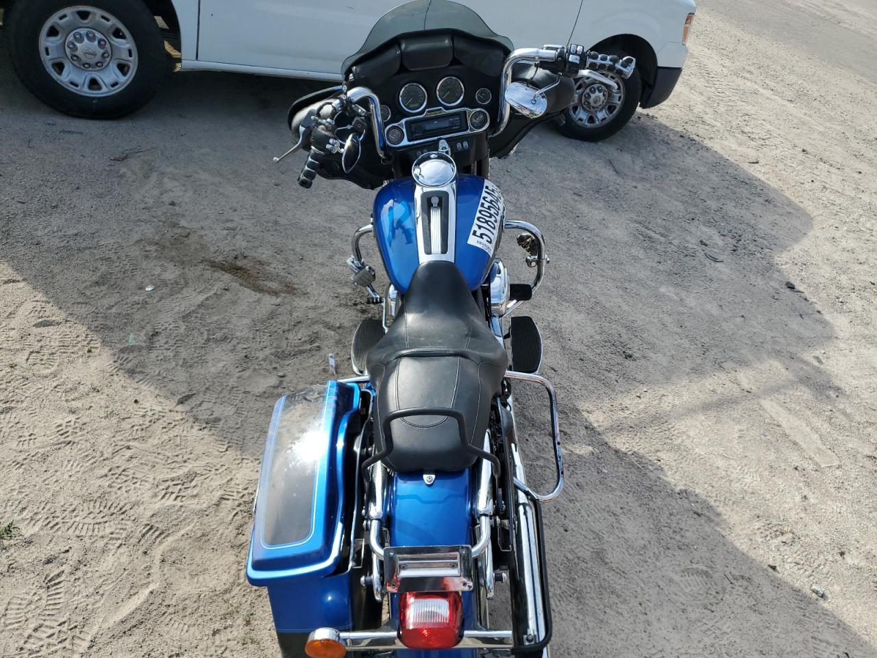 2008 Harley-Davidson Flhtcui VIN: 1HD1FC4188Y656000 Lot: 51895645