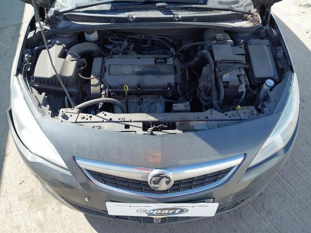 2010 VAUXHALL ASTRA SE