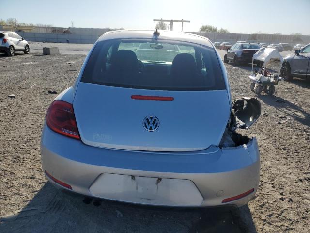 Hatchbacks VOLKSWAGEN BEETLE 2015 Srebrny