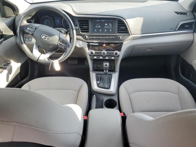  HYUNDAI ELANTRA 2019 Серебристый