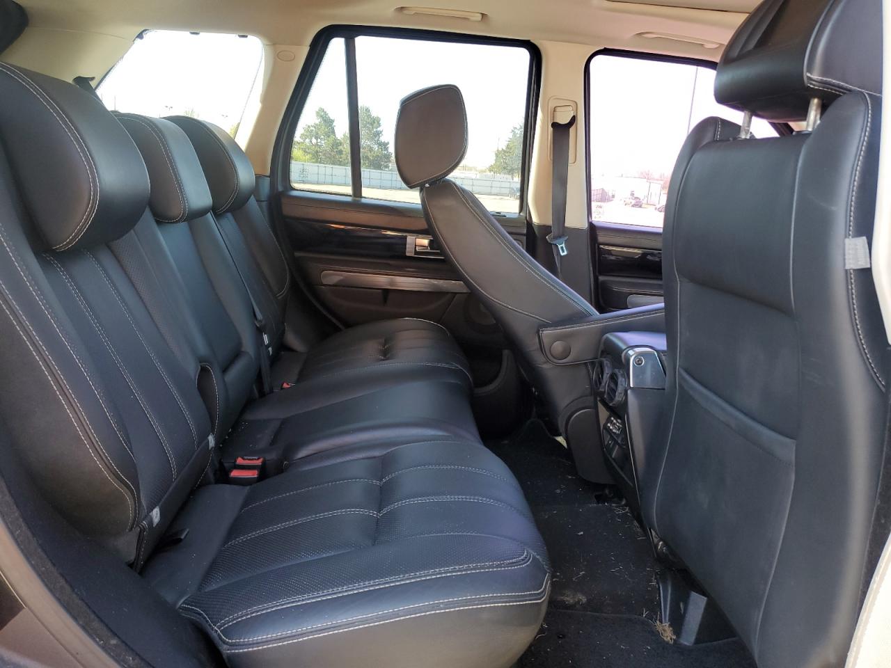 2011 Land Rover Range Rover Sport Lux VIN: SALSK2D44BA714814 Lot: 52407535