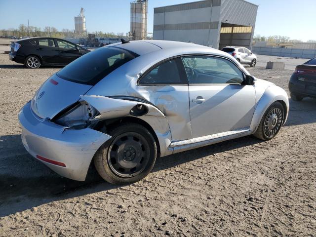 Hatchbacks VOLKSWAGEN BEETLE 2015 Srebrny