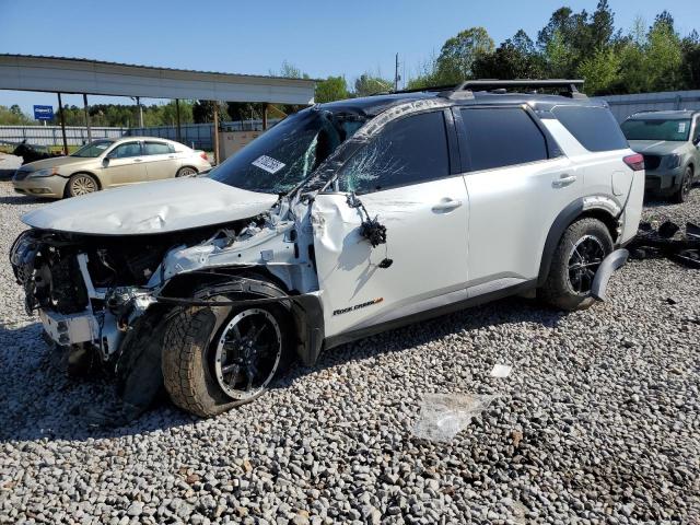 2023 Nissan Pathfinder Sv