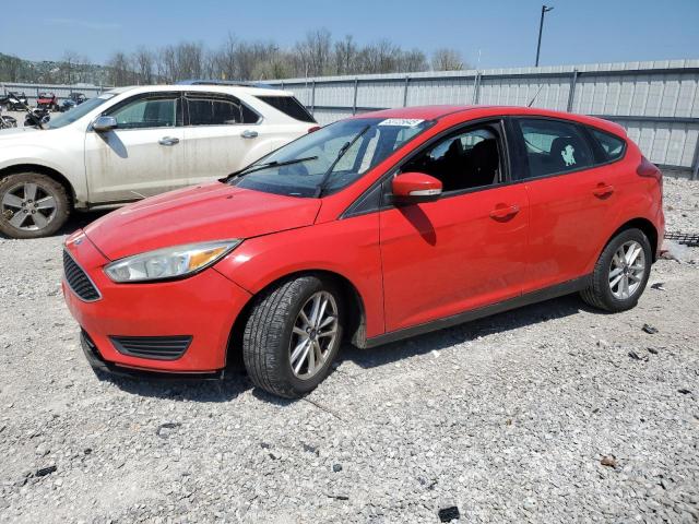 Hatchbacks FORD FOCUS 2015 Red
