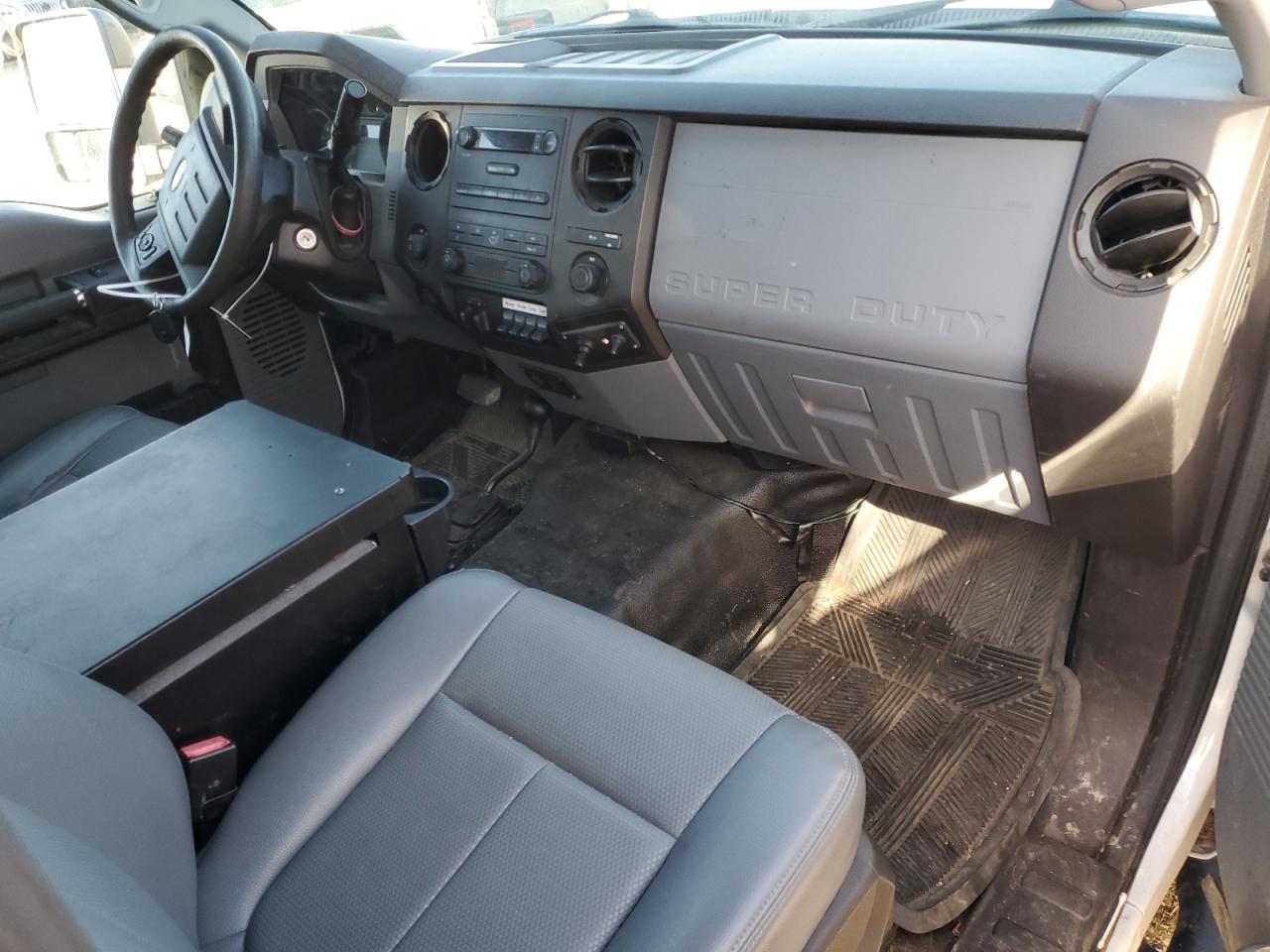 2013 Ford F250 - Image 8