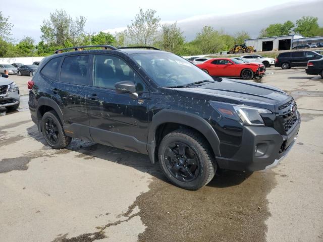  SUBARU FORESTER 2024 Черный