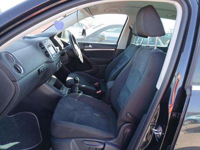 2013 VOLKSWAGEN TIGUAN SE