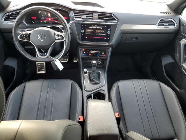  VOLKSWAGEN TIGUAN 2023 Серебристый