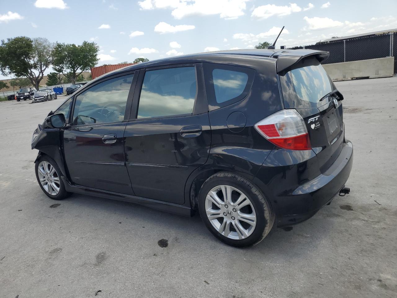 2009 Honda Fit - Image 2