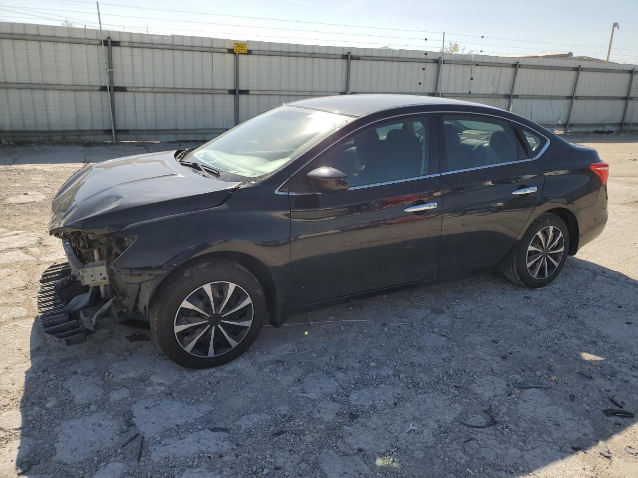 2016 Nissan Sentra S for Sale in Walton, KY - Front End