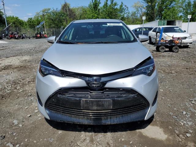  TOYOTA COROLLA 2017 Серебристый