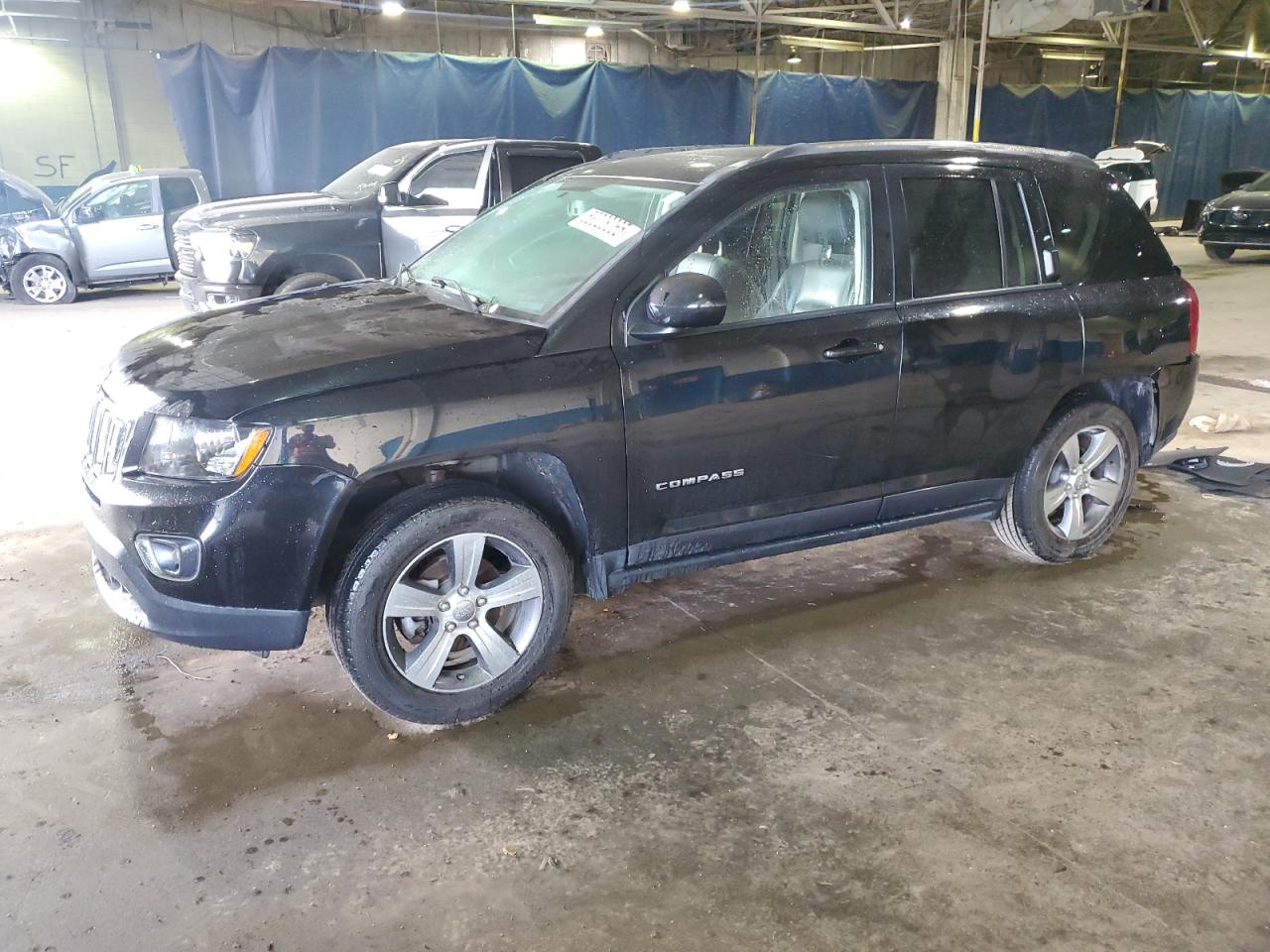 2016 Jeep Compass Latitude for Sale in Woodhaven, MI - Front End