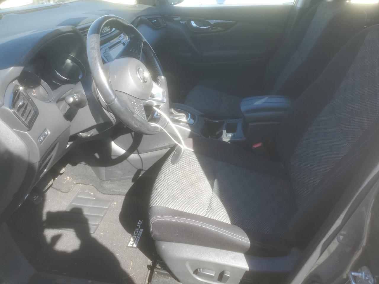 JN1BJ1CW0LW651077 NISSAN ROGUE 2020