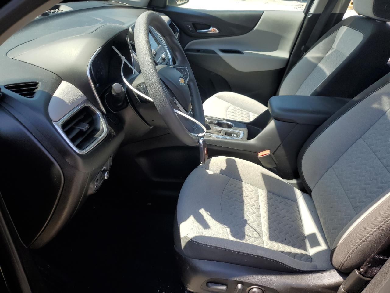 2022 Chevrolet Equinox Ls VIN: 2GNAXHEV2N6105390 Lot: 54296965
