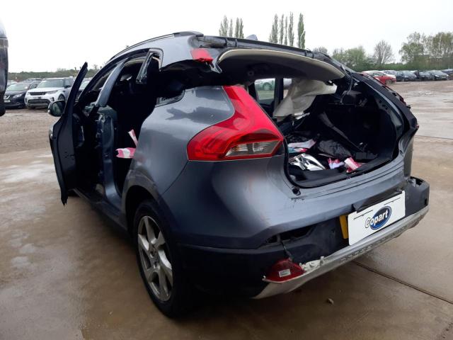 2014 VOLVO V40 CROSS