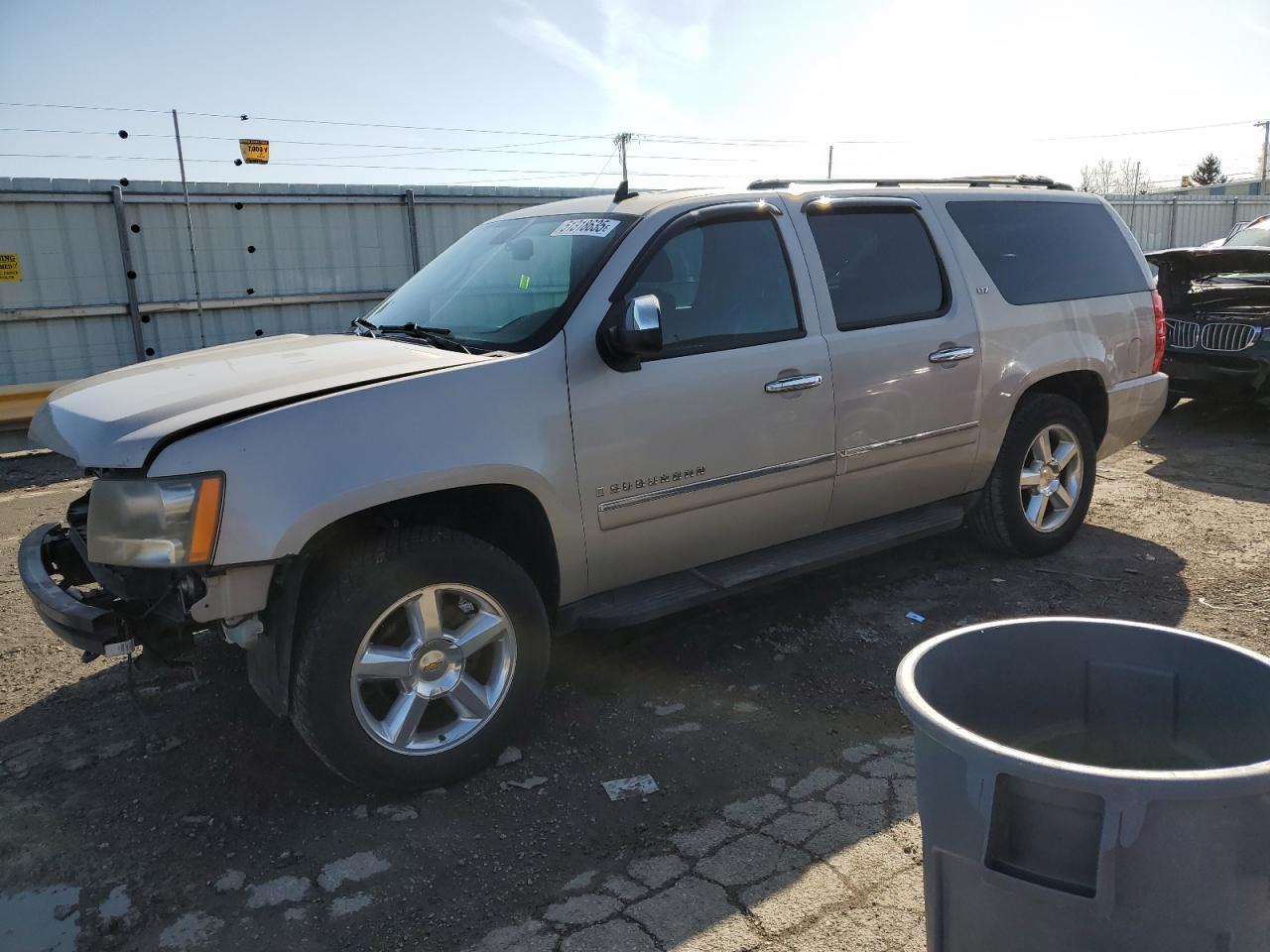 2009 Chevrolet Suburban K1500 Ltz за продажба в Dyer, IN - Front End