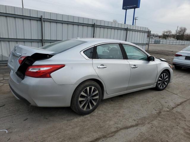  NISSAN ALTIMA 2017 Серебристый