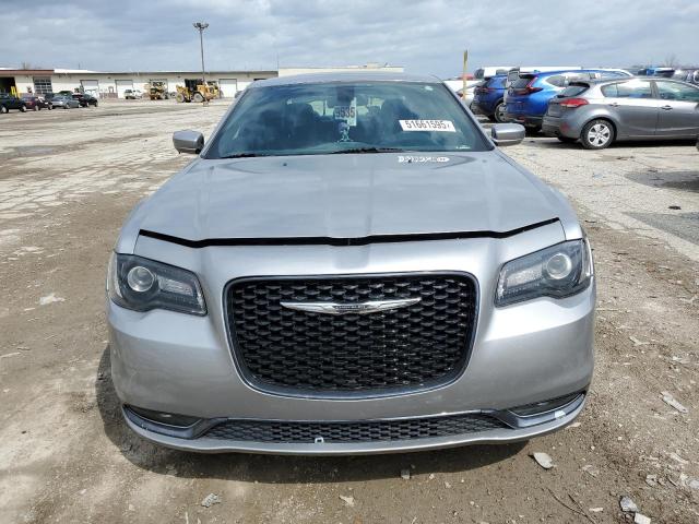  CHRYSLER 300 2016 Серебристый