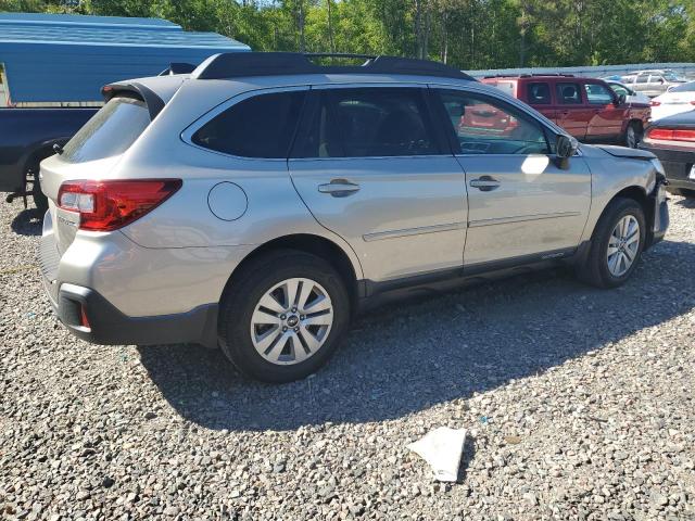  SUBARU OUTBACK 2019 Srebrny