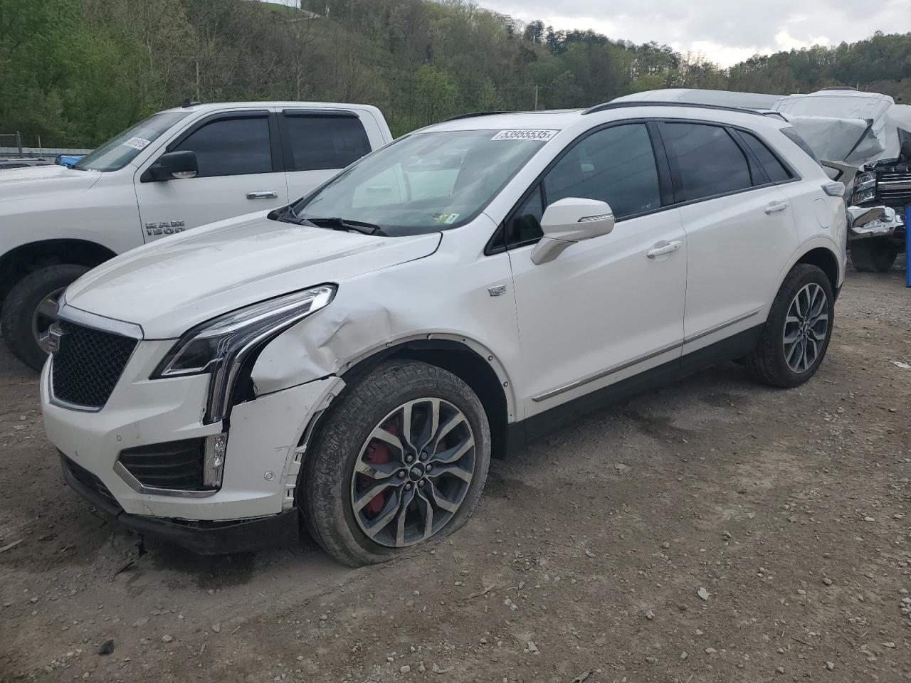 Hurricane, WV에서 판매 중인 2023 Cadillac Xt5 Sport - Front End