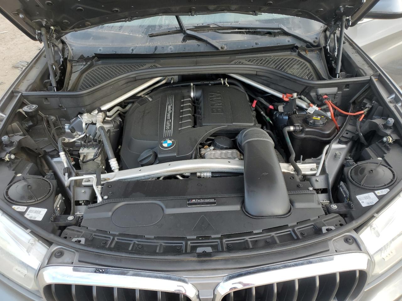 5uxkr0c5xf0p15932 5UXKR0C5XF0P15932 2015 BMW X5 xDrive35I