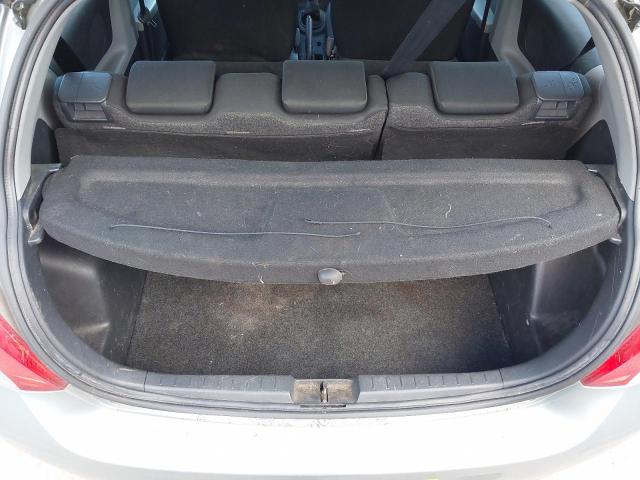 2010 TOYOTA YARIS T2 V