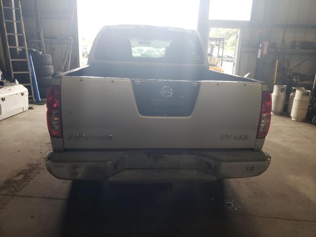Пікапи NISSAN FRONTIER 2013 Сріблястий
