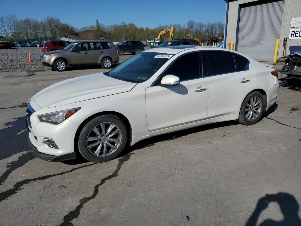 2015 Infiniti Q50 Base იყიდება Duryea-ში, PA - Rear End